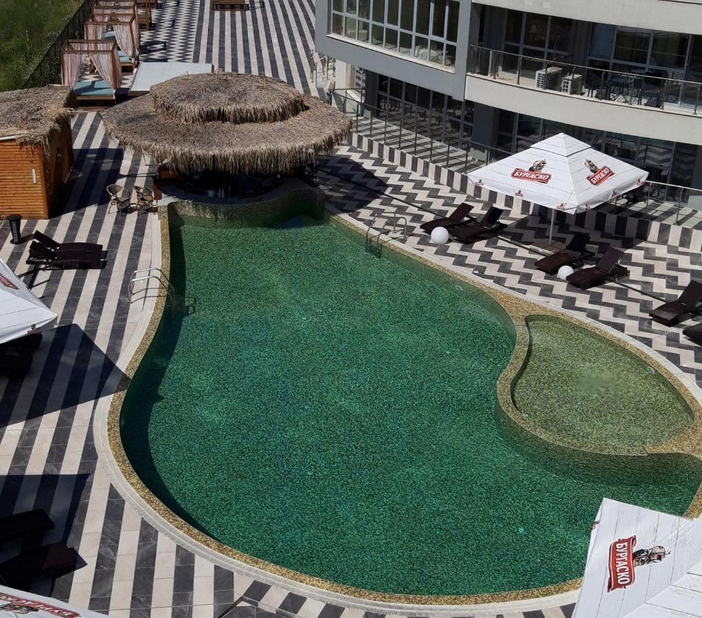 Aparthotel Primorsko Ngoại thất bức ảnh