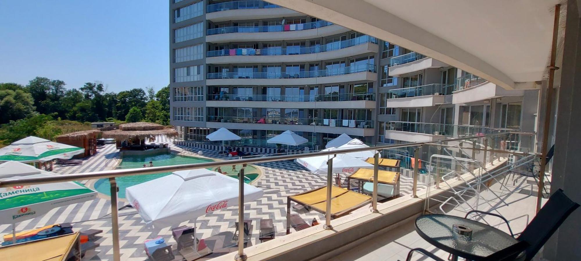 Aparthotel Primorsko Ngoại thất bức ảnh